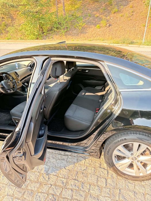 Piekny Renault Talisman
