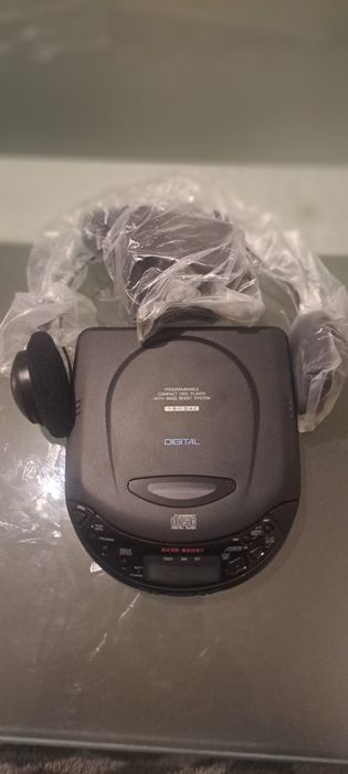 Rádio, leitor portátil de CD, mochila