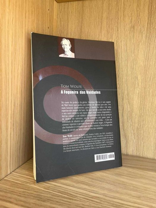 Livro “A Fogueira das Vaidades” de Tom Wolfe