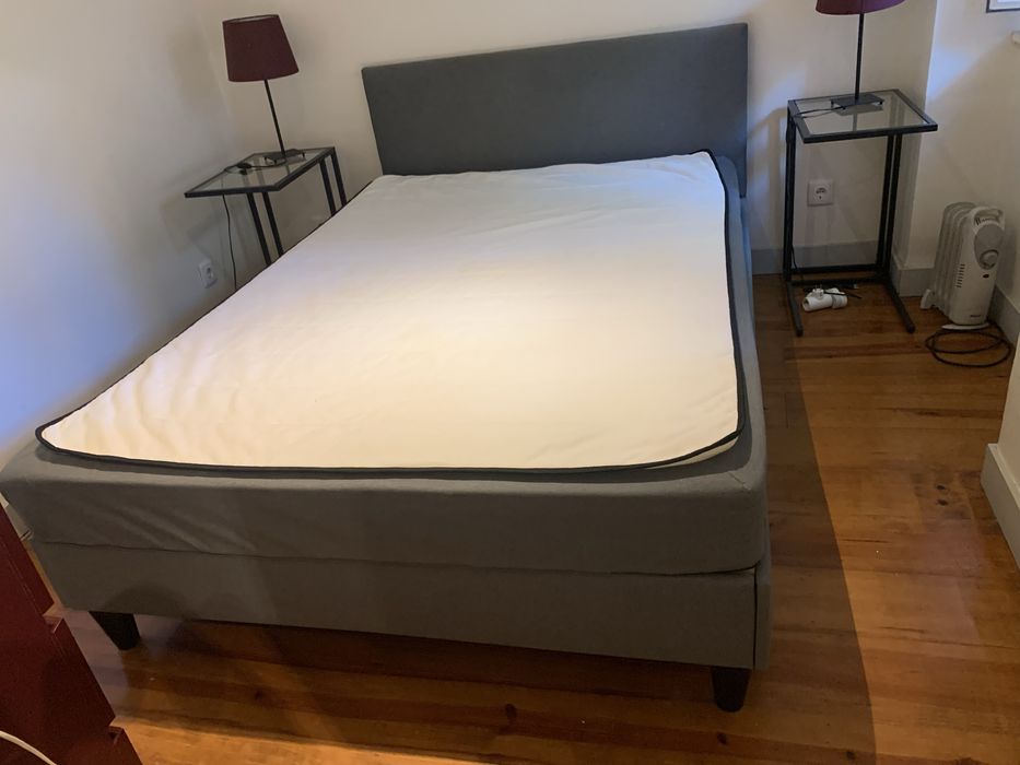 Cama de casal ikea