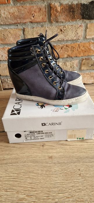 Sneakersy Carinii granatowe r.38 skóra