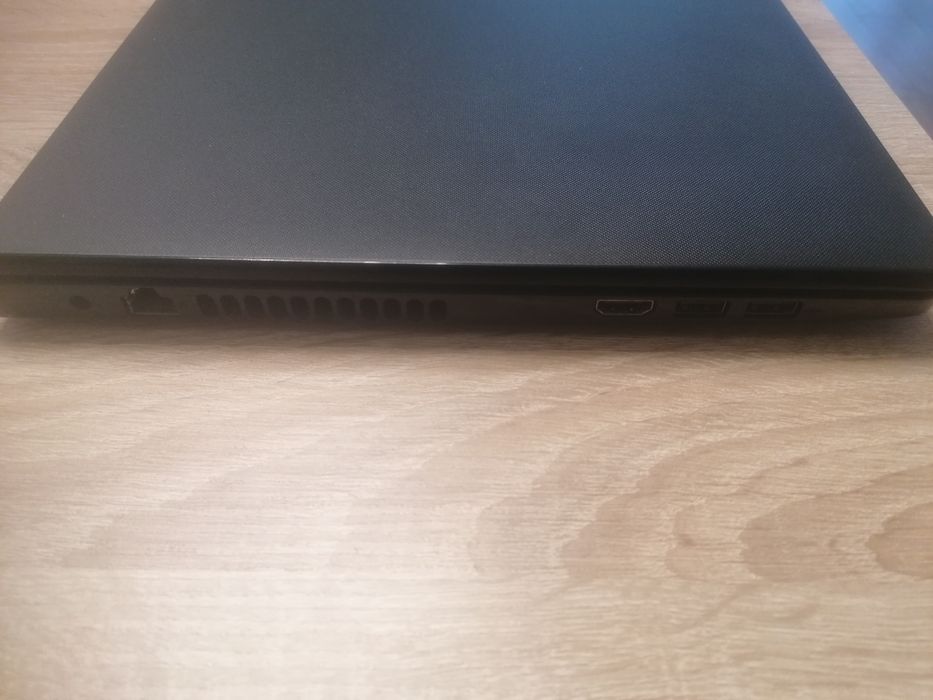 Laptop Dell Inspiron 3567 i3