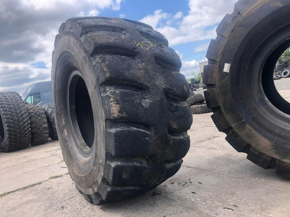 Opona Używana 35/65r33 Goodyear RL-5K Radial 875/65r33