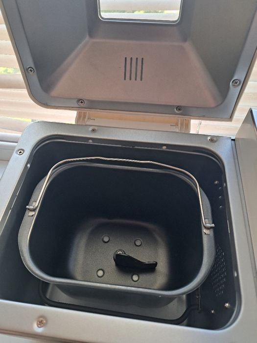 Хлібопіч Kenwood bt 350 Нова