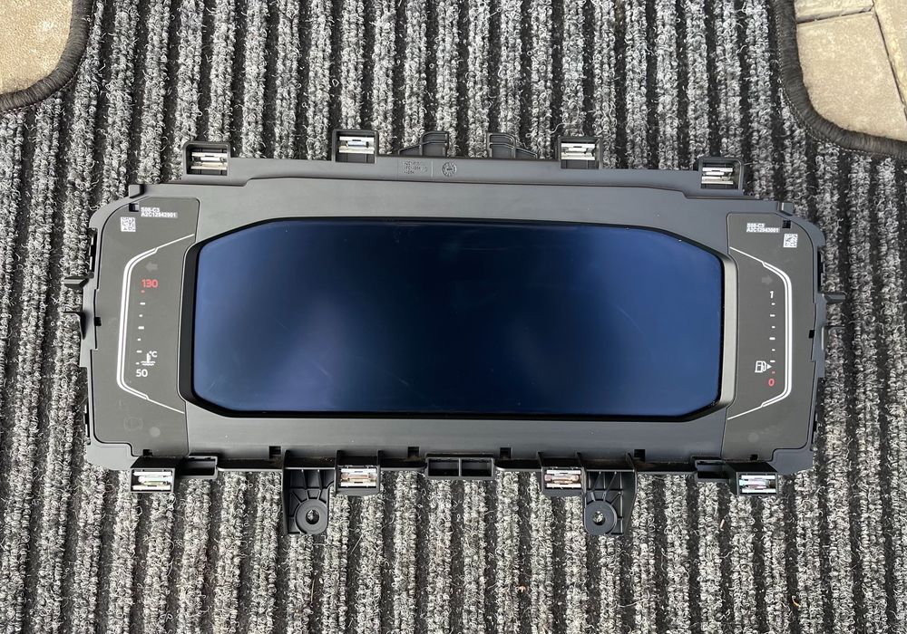 Приборная панель приборка Virtual VW Passat