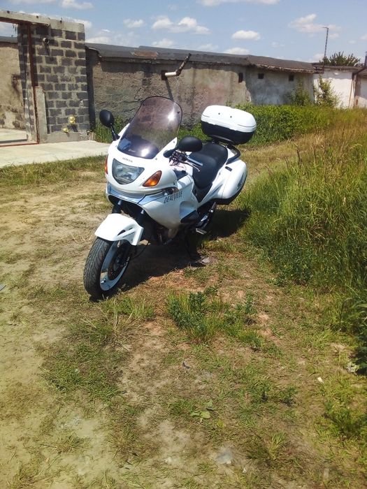 Honda ntv deauville 650