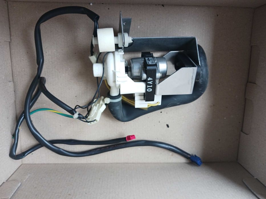 vendo bombas de condensados para cassete de AC