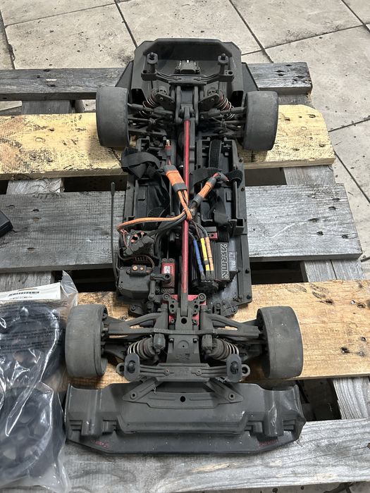 Arrma felony 6s.