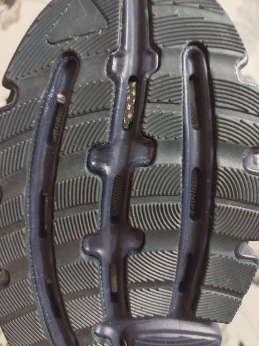 Продам чоловічі літні кросівки 44 розміру