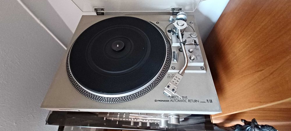Aparelhagem de Som marca "PIONEER"