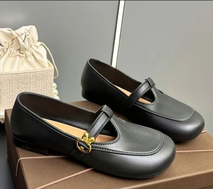 Туфлі чорні   стильні