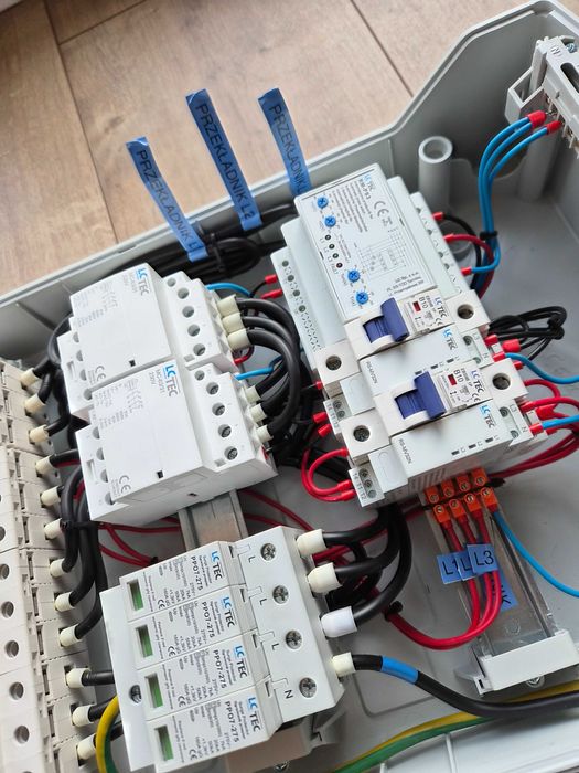 Rozdzielnia SZR Sieć Magazyn PV Fotowoltaika IP65 63A Ogranicznik