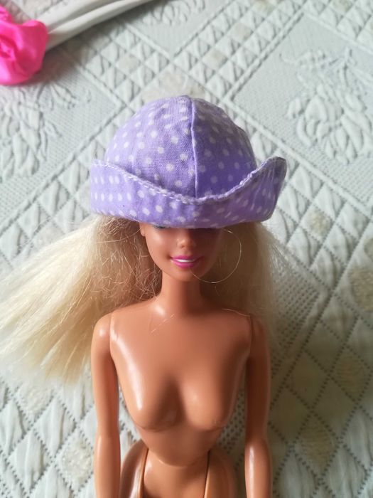 Chapéu Lilás para Boneca