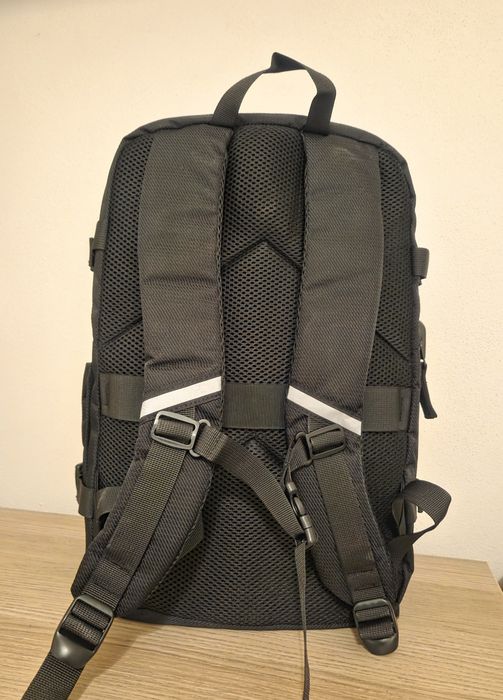 Mochila de viagem preta