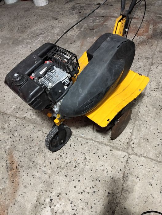 Glebogryzarka spalinowa