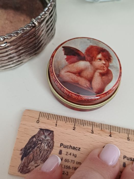Pigularz puszka puzderko małe pudełeczko aniołek