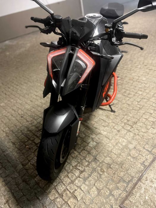 KTM superduke 1290