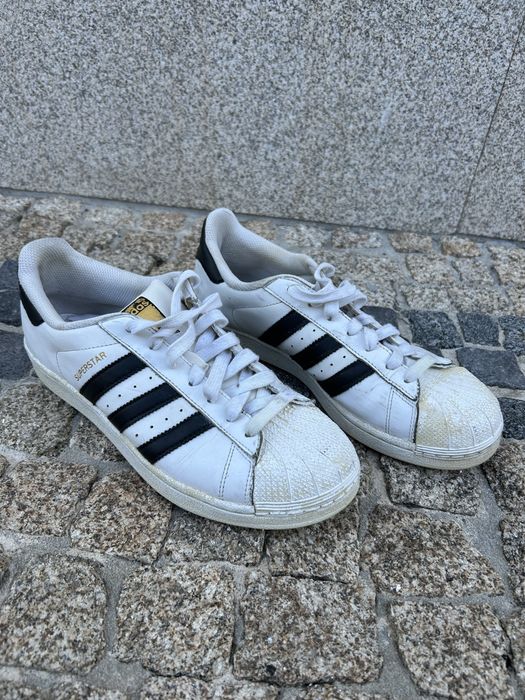 Sapatilhas Adidas Originals Superstar (Brancas / Pretas) - Tamanho 41.5