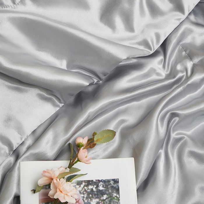 Satin Throw Blanket - Reversible Plush Fleece - 150x200 Grey
