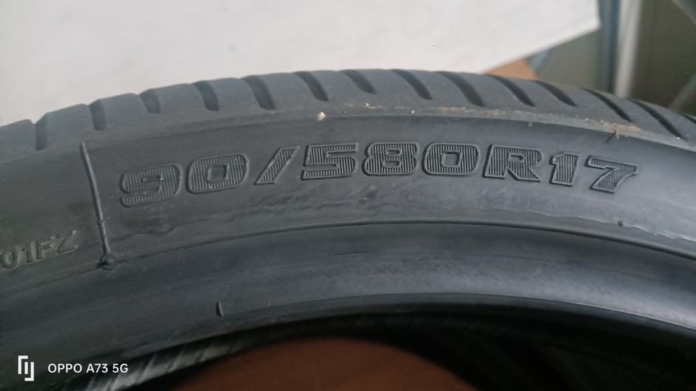 Pneus competição moto jantes 17