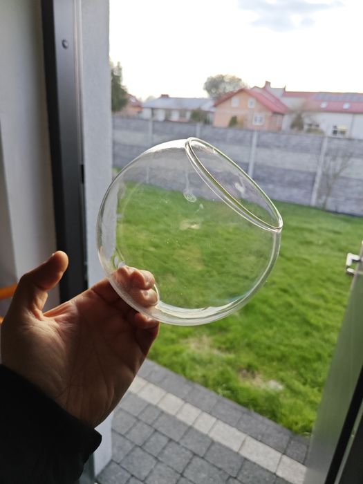 Klosze przeźroczyste nowoczesne