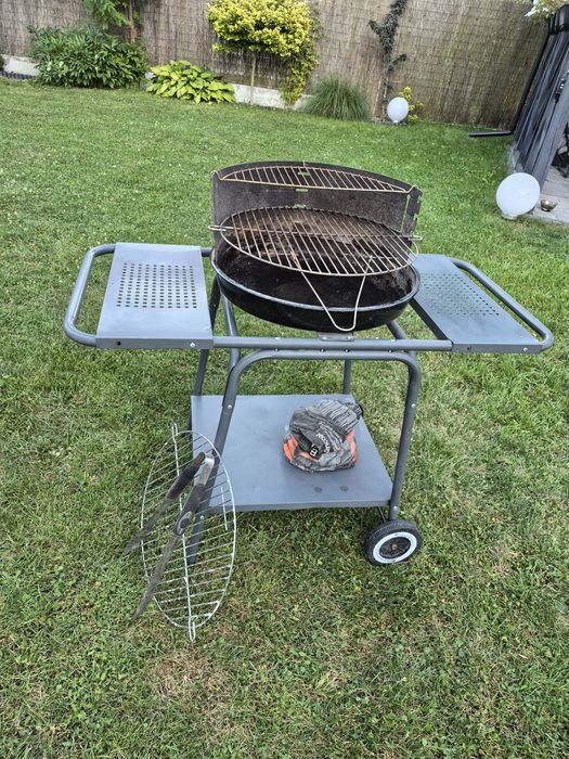 Grill węglowy używany duży