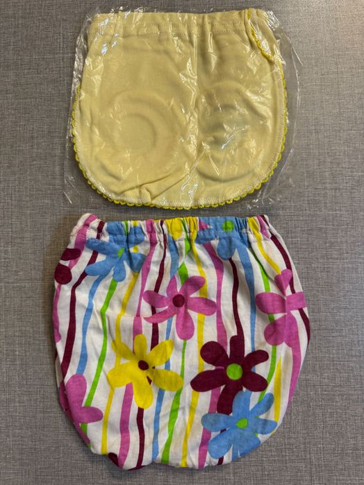 Дитячі трусики на дівчинку