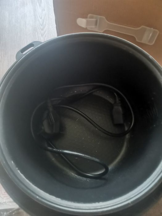 Мультиварка GRUNHELM MC-22SB (Black)