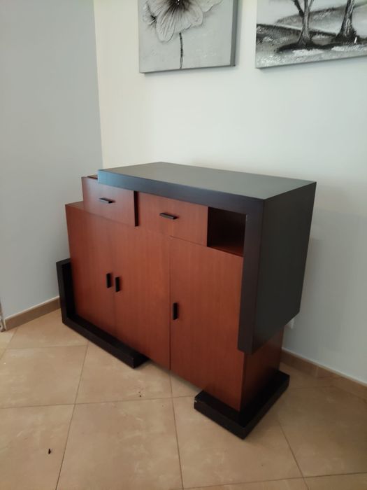 Conjunto de dois aparadores e um movel de tv em wengue