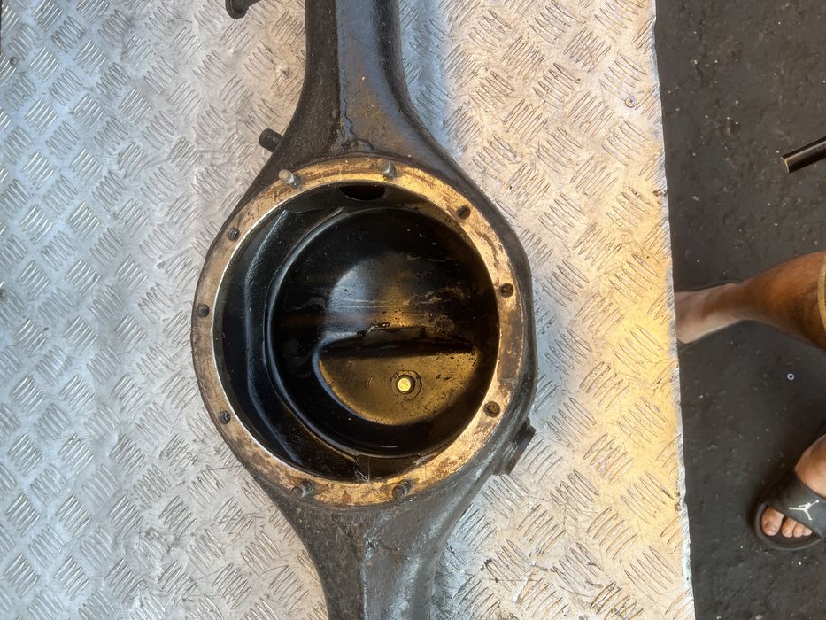 Задний чулок моста hyundai h1 хюндай 2005год