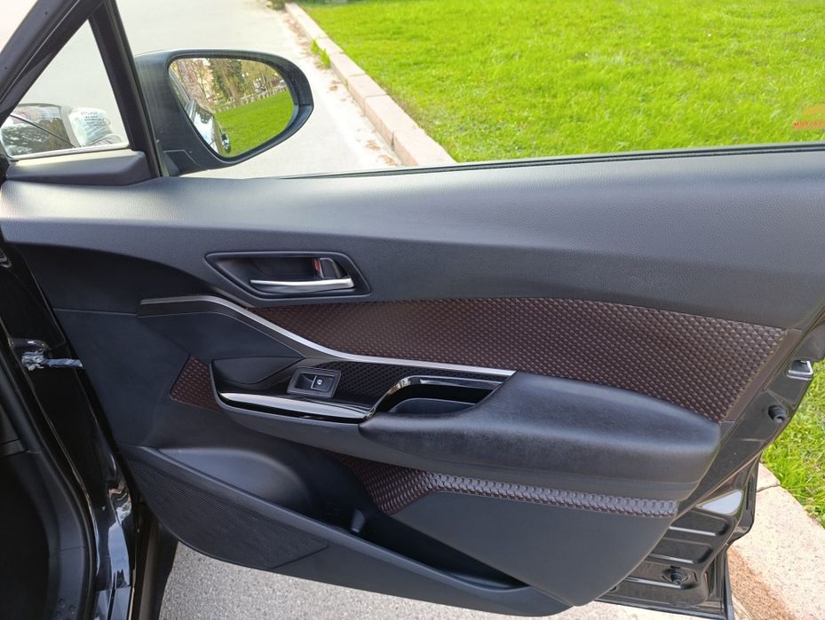 Продам Tойота C-HR! ORIGINAL!