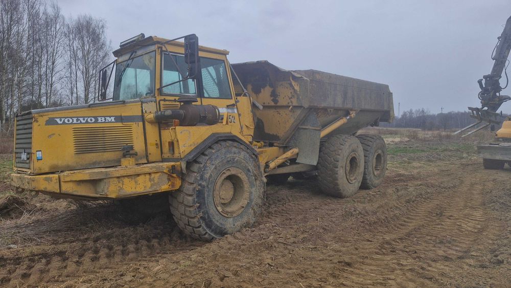 Wozidło Volvo BM