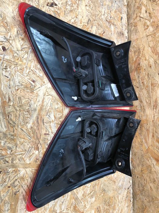 Lampy  tylne  lewa prawa Nissan Qashqai J10