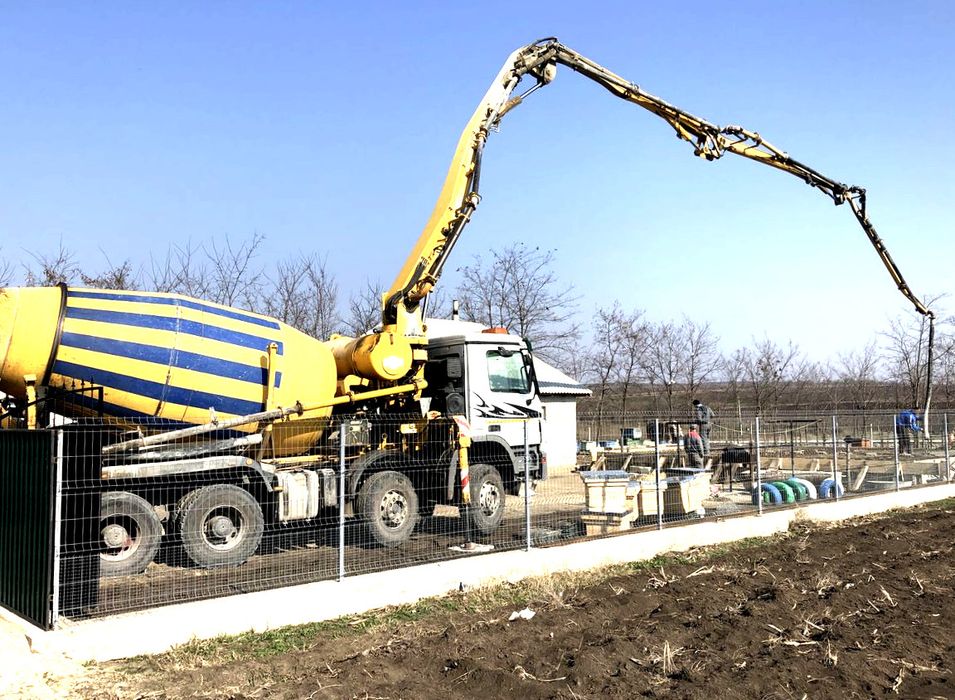 Бетоном М100/150/200/250/300/350 будують приватні об’єкти