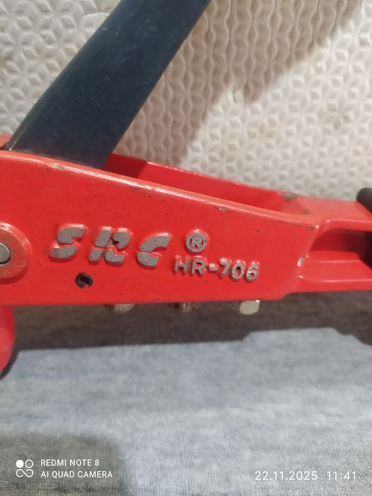 Клепочник пистолет для заклёпок!  В отличном состоянии!