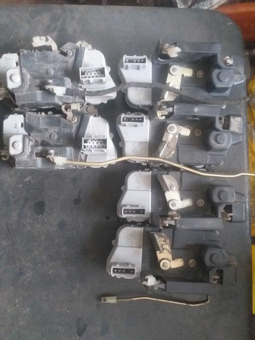 Замок двери лада калина