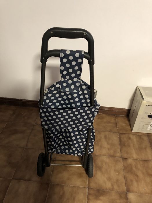 Carro para transporte das compras