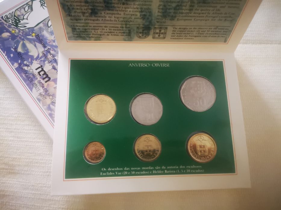 Moedas 1987 e1986 álbum