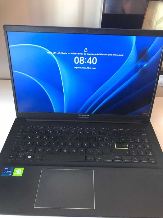Portátil Assus Vivobook