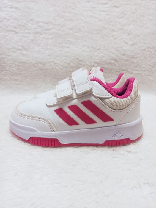 Оригінал Adidas, 24 розмір, устілка 15.5 см, кросівки для дівчинки