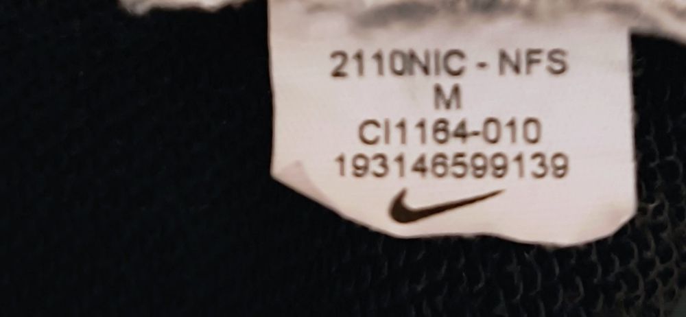 Жіночі спортивні штани Nike, Under Armour