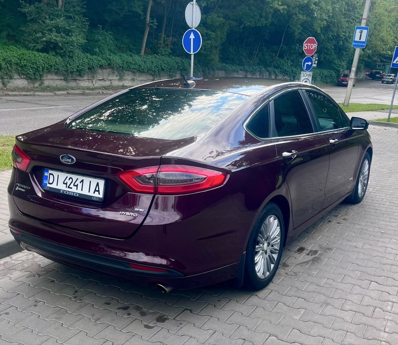 Ford Fusion Форд Фюжин Гібрид