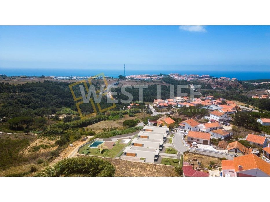 Moradia T3 inserida em magnifico Condomínio a menos de 2 minutos do...