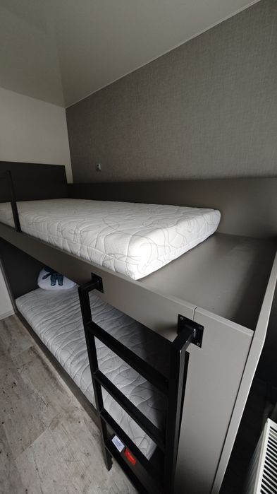 Двухъярусная кровать