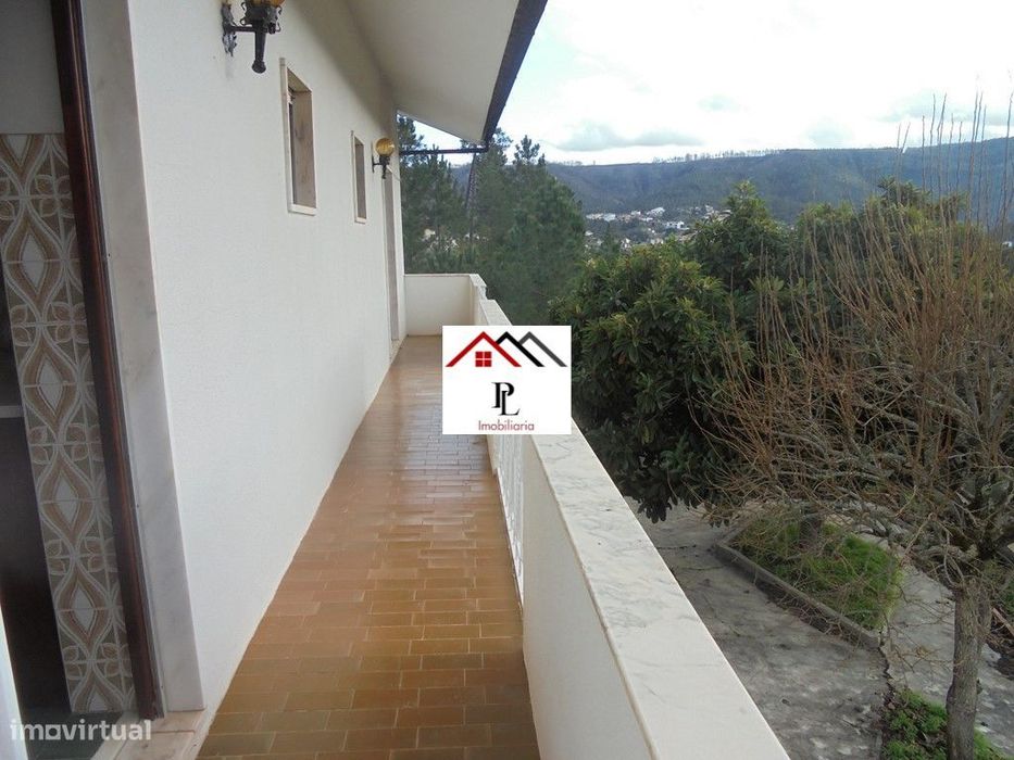 Moradia M3 com terreno e garagem (V374PL)