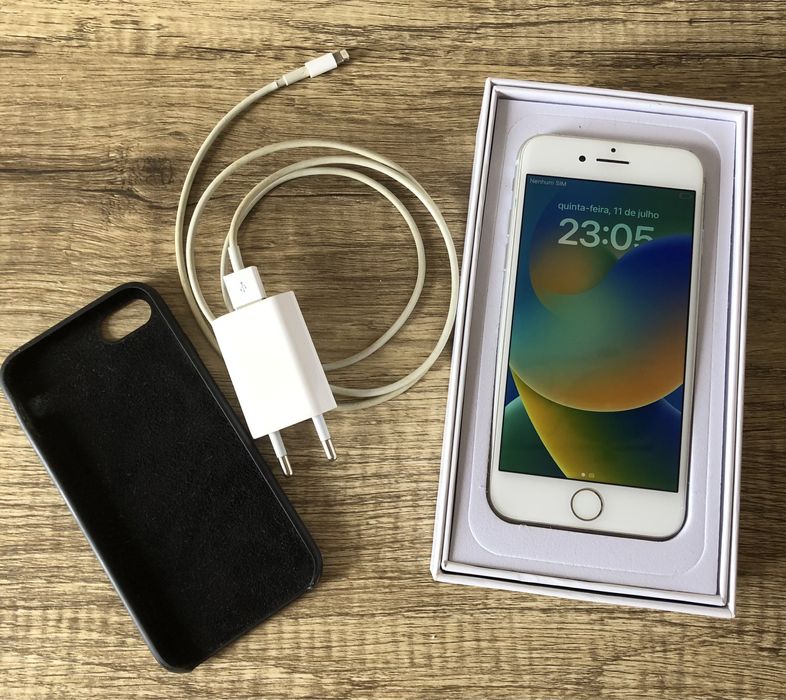 iPhone 8 branco 64Gb