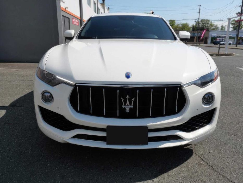 Maserati Levante      2019