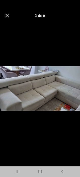 Sofa cinza claro