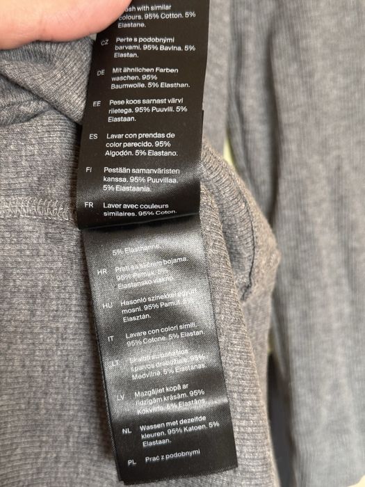 Довга сукня COS в рубчик