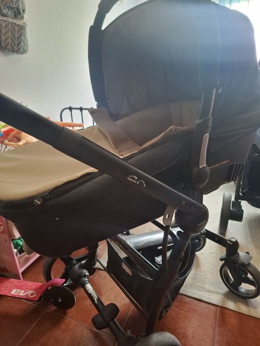 TRIO Stroller BeCool447347792545075200